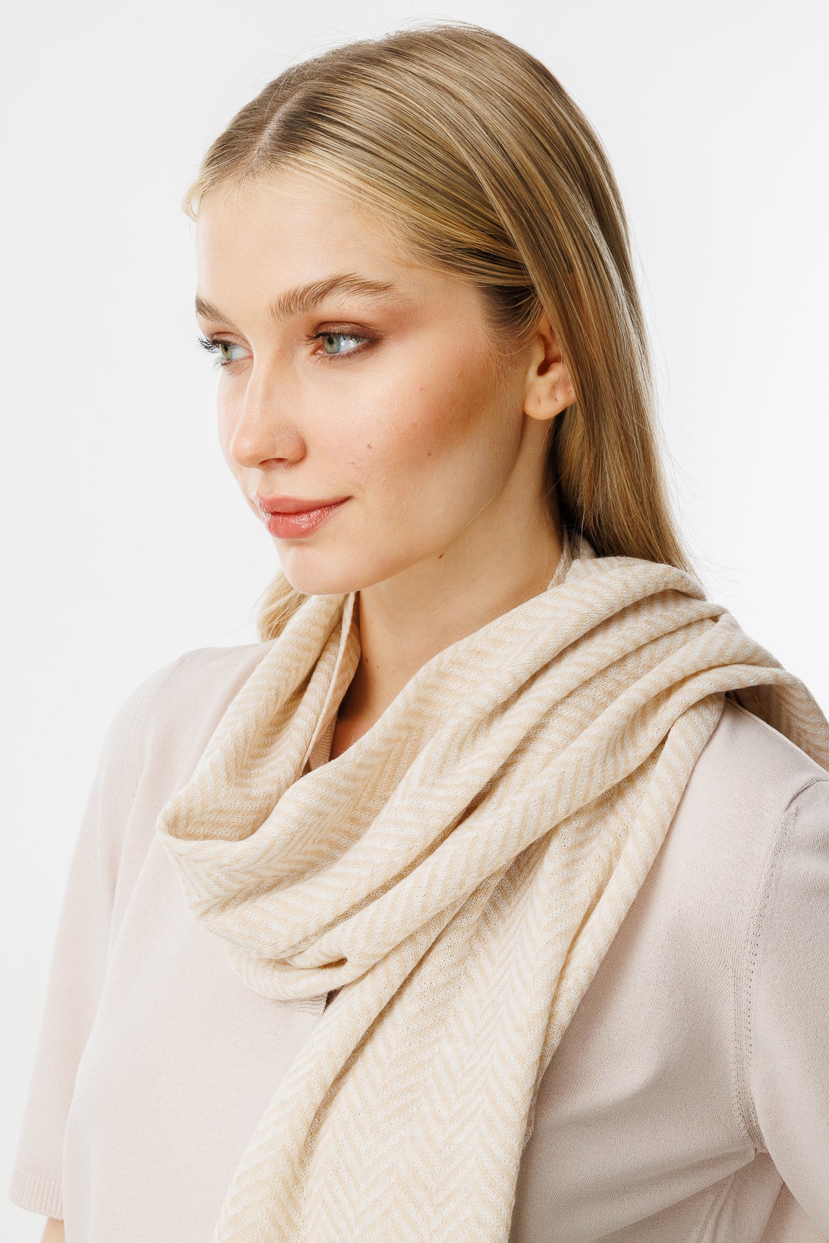 LYCIA SHAWL ECRU-BEIGE