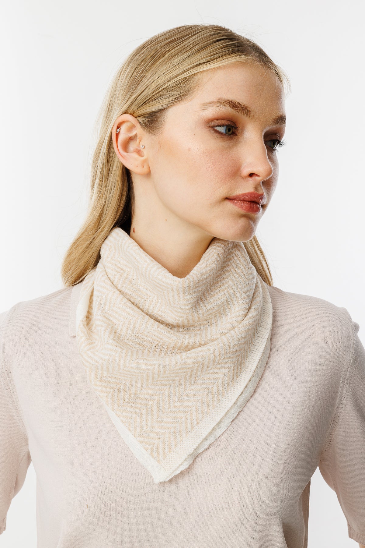 LYCIA SQUARE FOULARD ECRU BEIGE