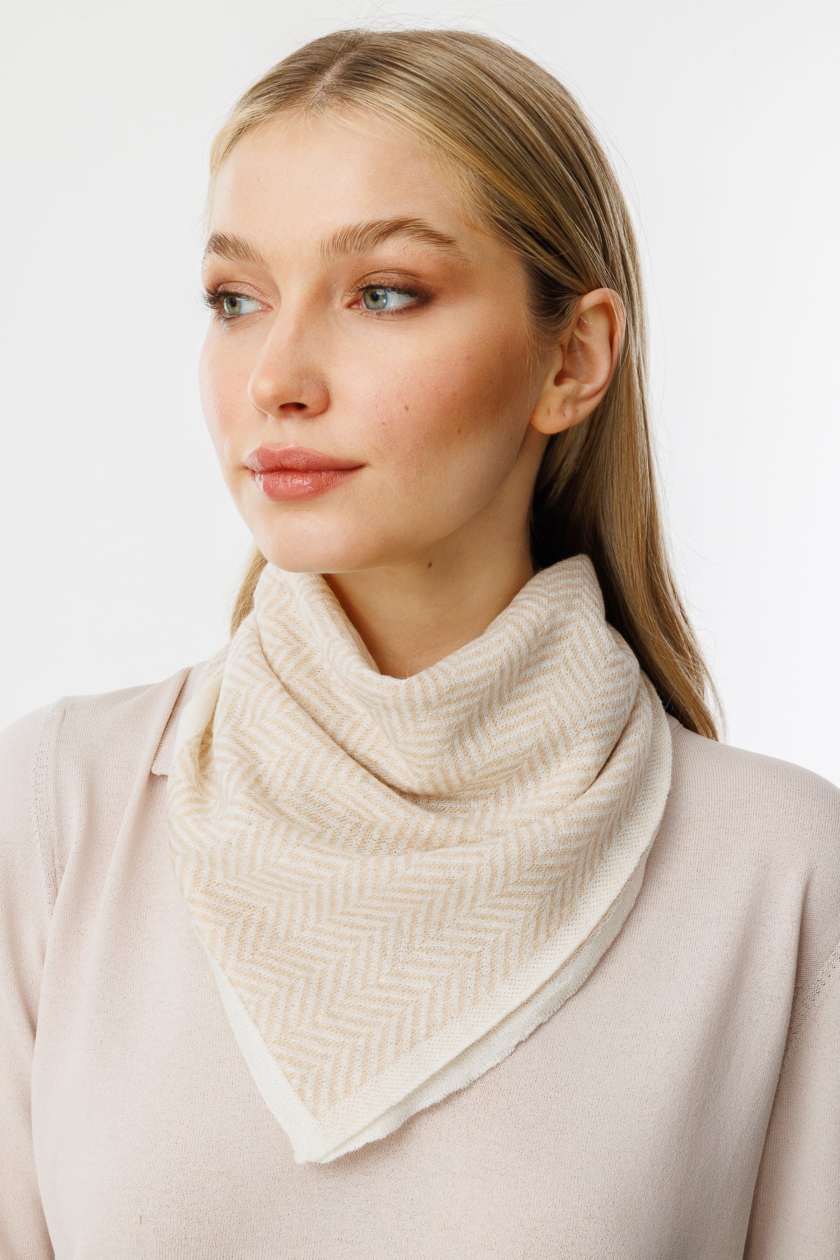 LYCIA SQUARE FOULARD ECRU BEIGE