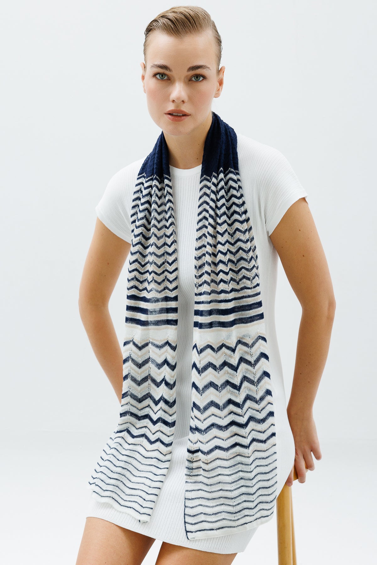 CYBELE SHAWL ECRU-BEIGE-NAVY