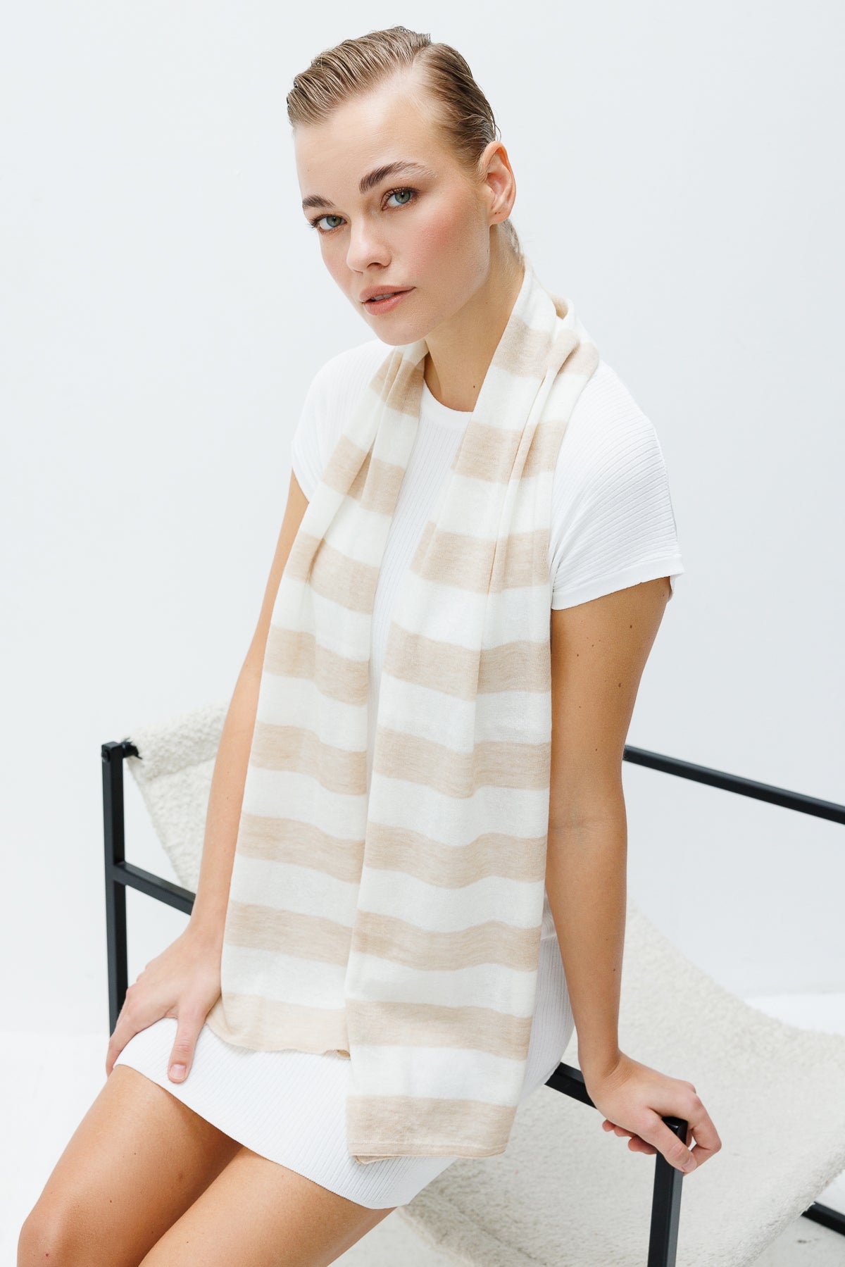 TROIA SCARF ECRU-BEIGE