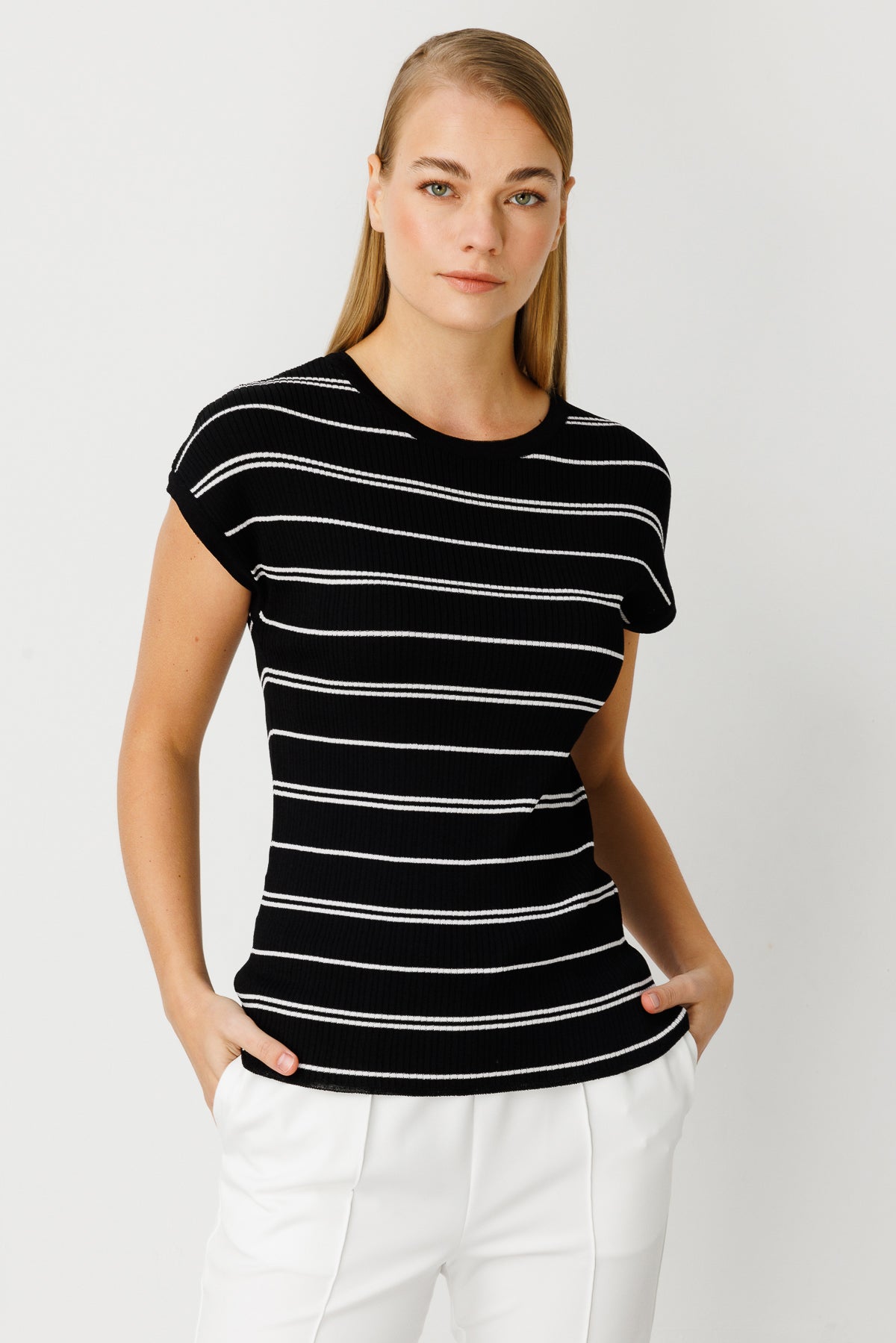 BASIC STRIPE BLOUSE BLACK