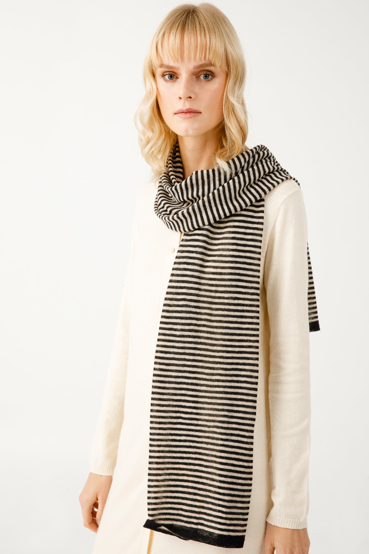 EPHESUS SCARF BLACK-BEIGE